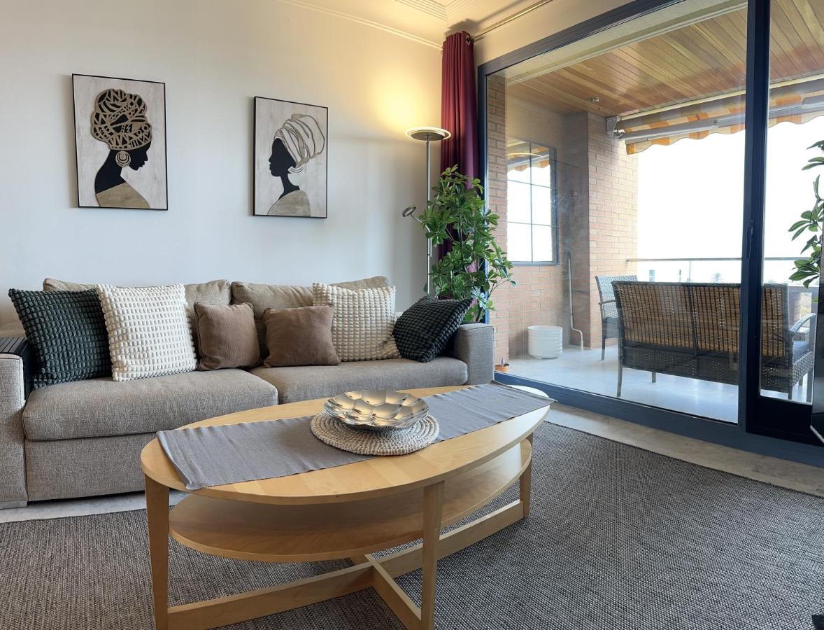 Lets Holidays Apartment Sea Views In 바르셀로나 외부 사진